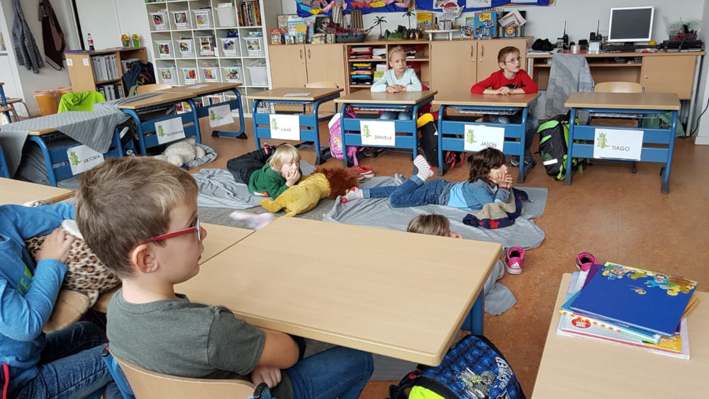 Lehrer und Schüler Jack und saugen sich gegenseitig Lehrer und Schüler Jack und saugen sich gegenseitig
